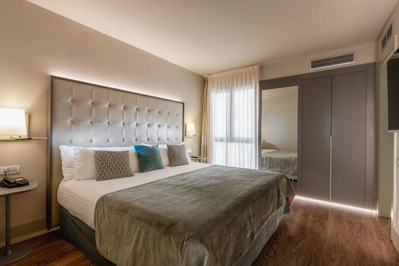 Gran Hotel Havana 4Sup By Escampa Hotels Barcelona Spain
